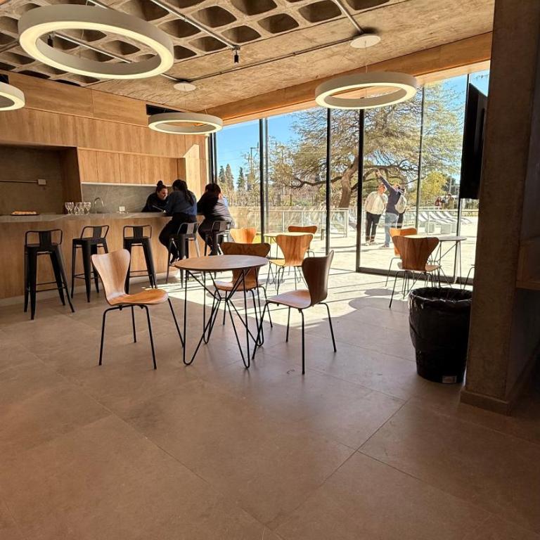 Hermoso departamento para 4 personas en excelente ubicacion de Cordoba - Apartamento de 1 dormitorio - 2