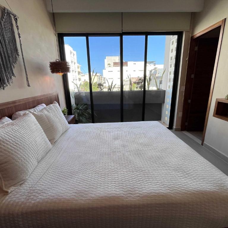 Playa Paradise w Rooftop Infinity Pools near Beach - Apartment - 9