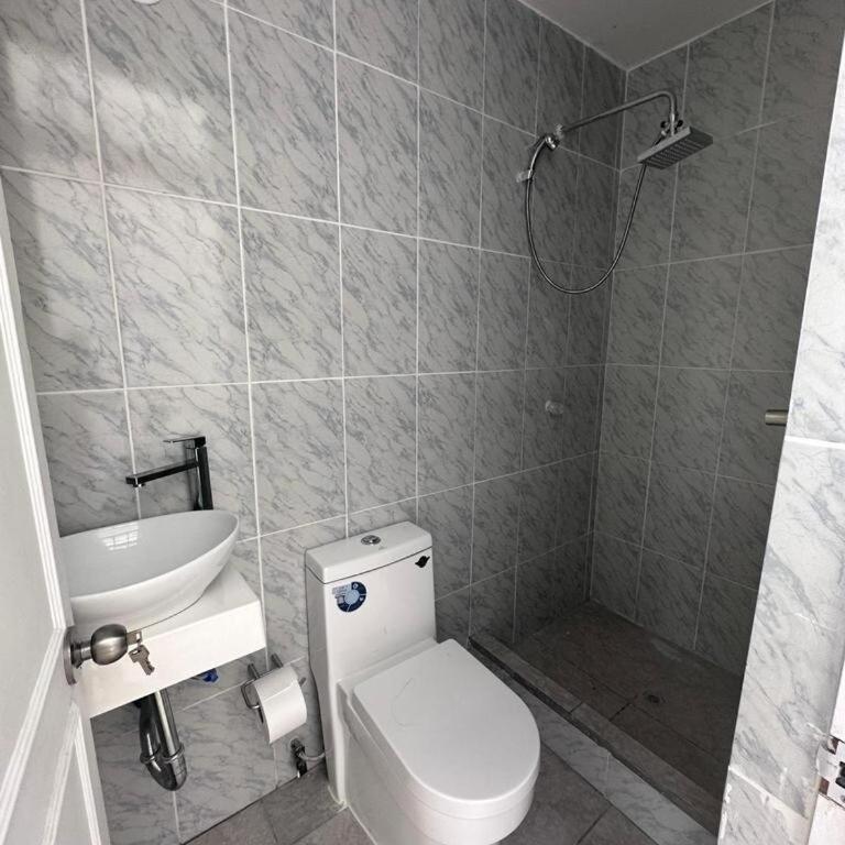 Casa con Piscina privada y a pasos de la playa - Vacation Home - 15