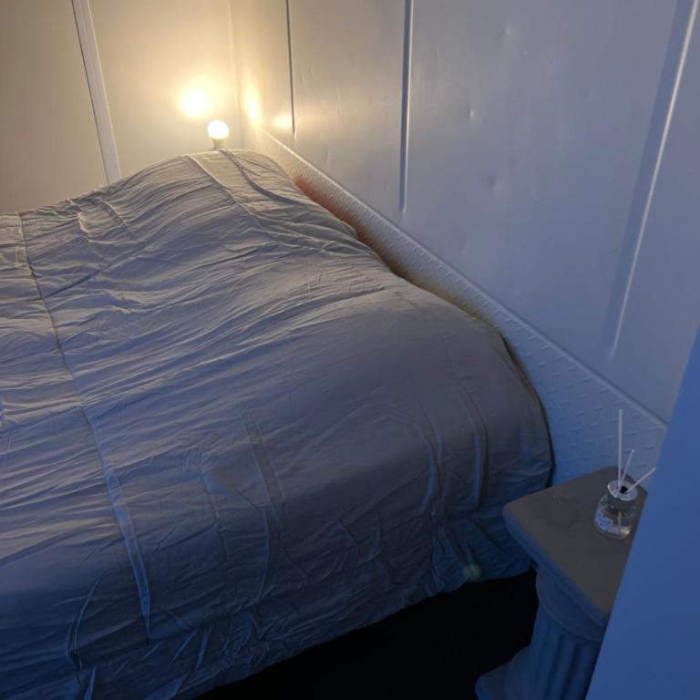 Urban Nest - One-Bedroom Apartment - 17