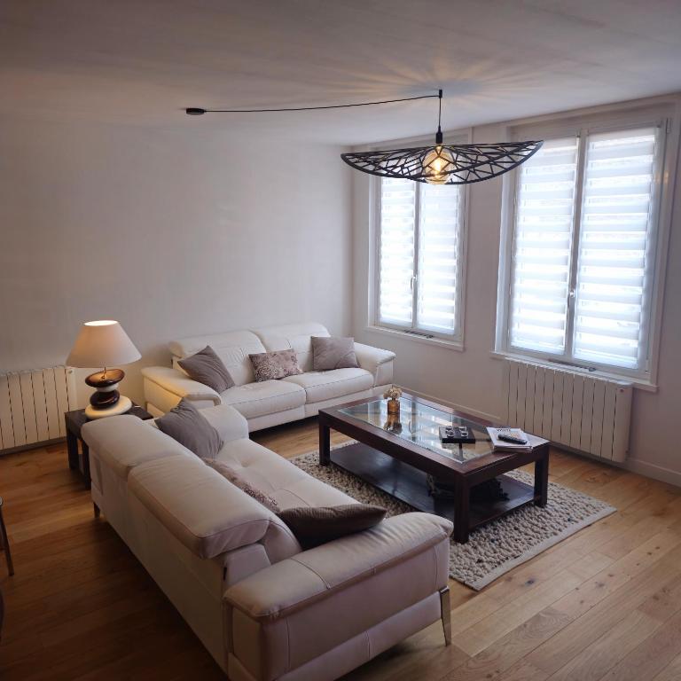 Appartement de 90m² situé dans le Vieux-Lille. - Apartment mit 2 Schlafzimmern - 4