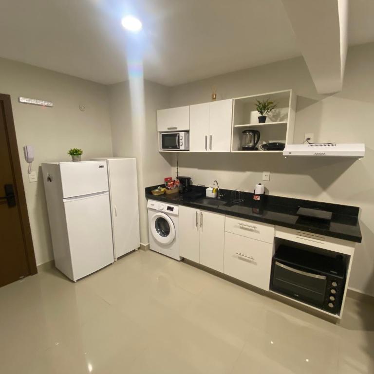 Encantador apartamento de 2 dormitorios - Two-Bedroom Apartment with Balcony - 8