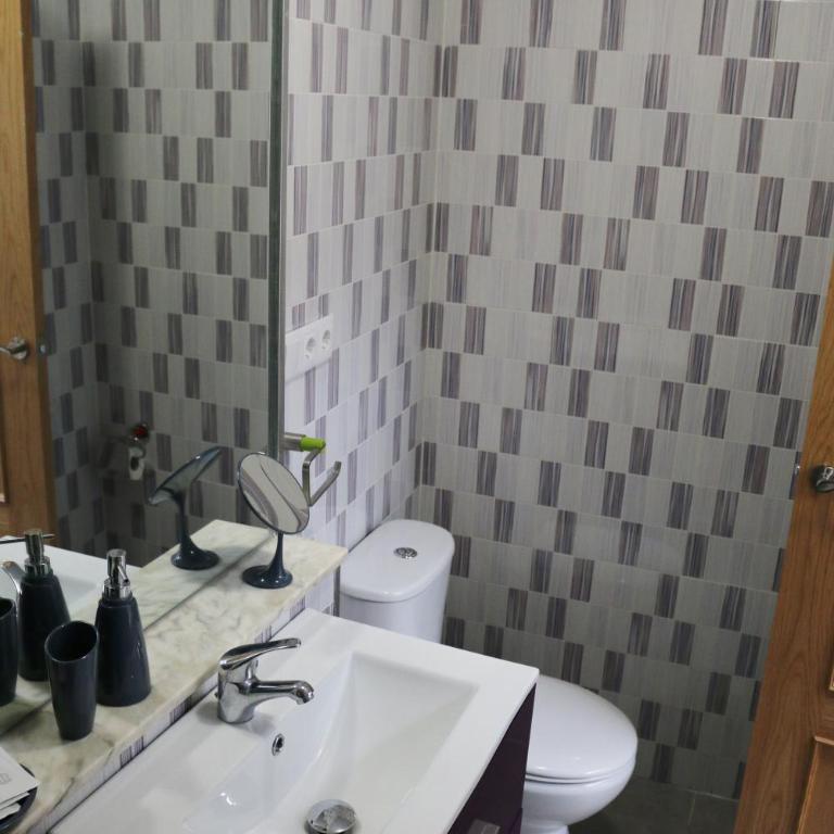 Casa Turística Patio Cordobés - Parking privado en la Judería - Apartamento Estándar de dos dormitorios y dos baños. - 11