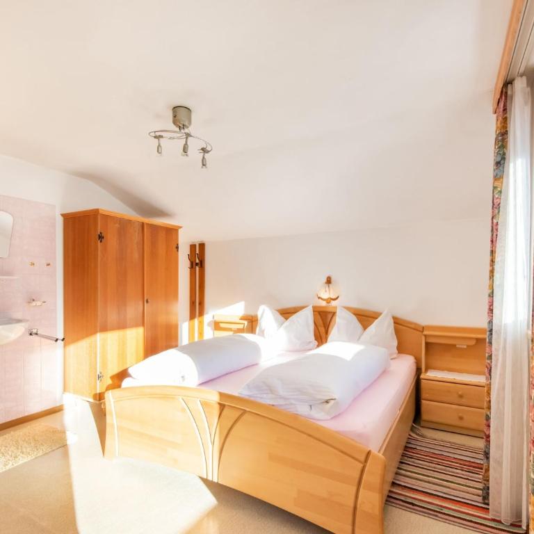 Chalet in Hainzenberg near Ski Slopes - Ferienhaus mit 5 Schlafzimmern - 25