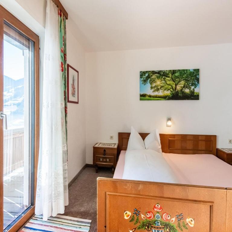Chalet in Hainzenberg near Ski Slopes - Ferienhaus mit 5 Schlafzimmern - 23