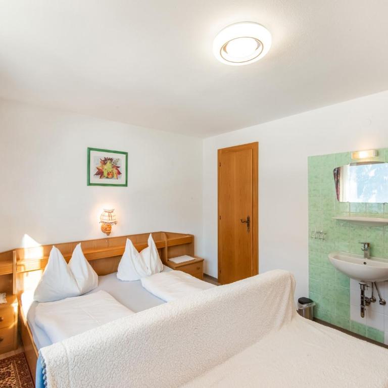 Chalet in Hainzenberg near Ski Slopes - Ferienhaus mit 5 Schlafzimmern - 19