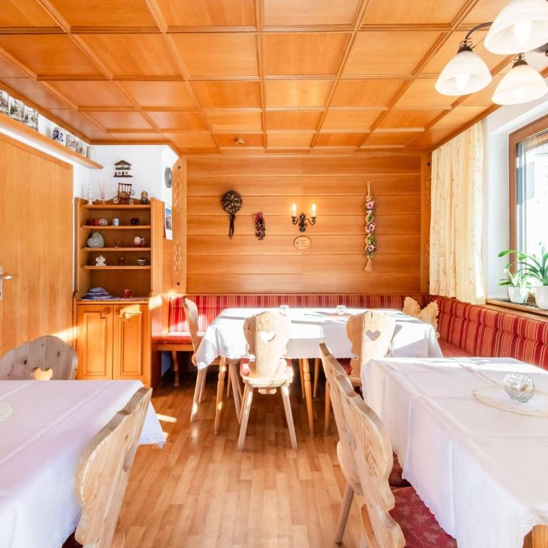 Chalet in Hainzenberg near Ski Slopes - Ferienhaus mit 5 Schlafzimmern - 15