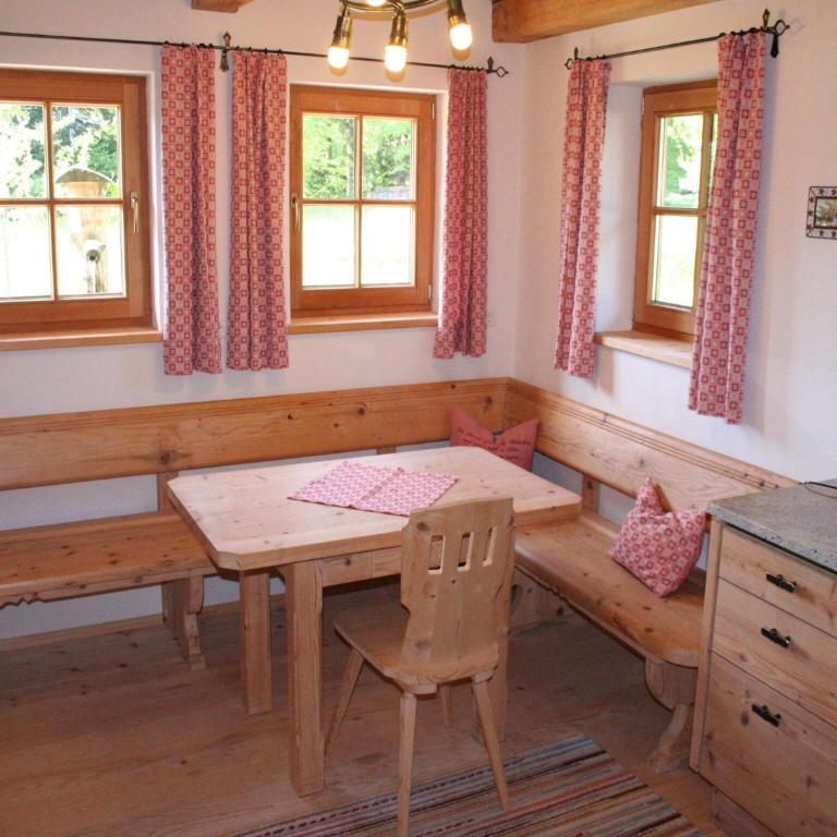 Farmhouse in Hopfgarten near SkiWelt - Ferienhaus mit 4 Zimmern - 9