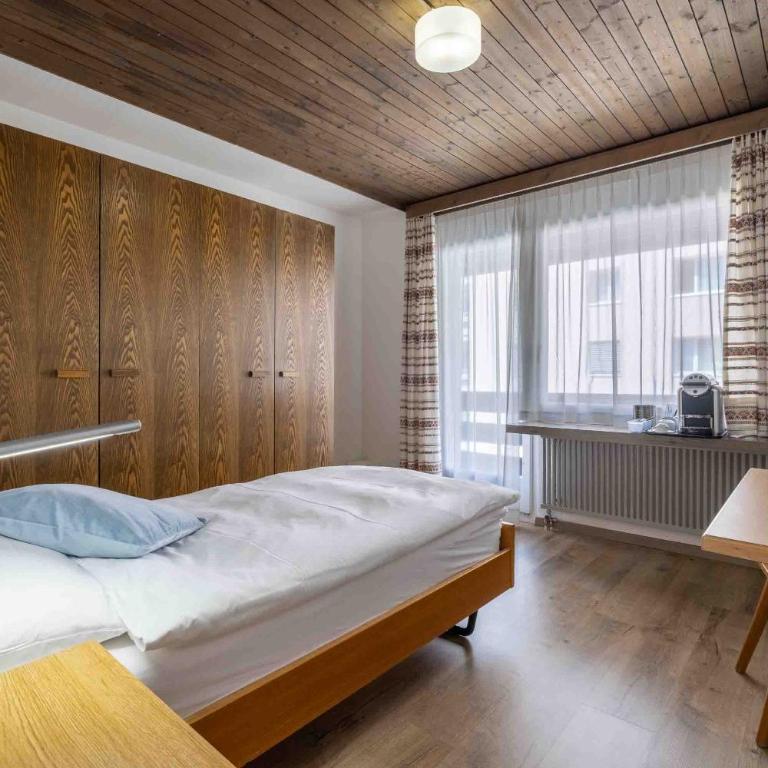 Hostel Casa Franco - Single Room with Shared Bathroom - 5