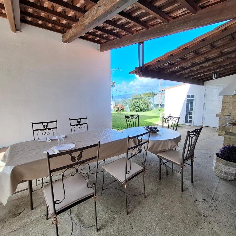 Casa con vistas al mar, campo y barbacoa - Five-Bedroom House - 22