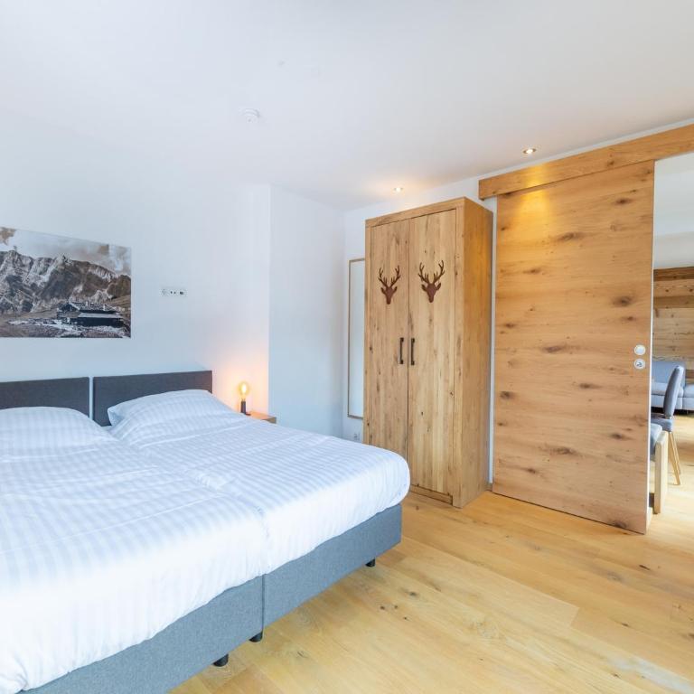 Chalet in Neukirchen near Ski Slopes - Superior Chalet - 23