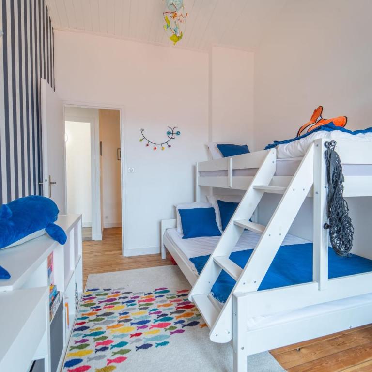 Maison Chaumoise proche Port & Plage - Ferienhaus - 23