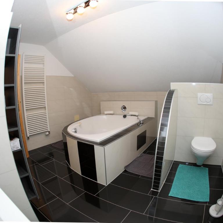 Zum Stroama 2 Apartments im Ferienhaus - Haus mit 4 Schlafzimmern - 36