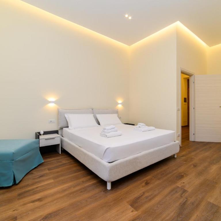 Fiorentino Luxury Home Sorrento Center - One-Bedroom Apartment - 2