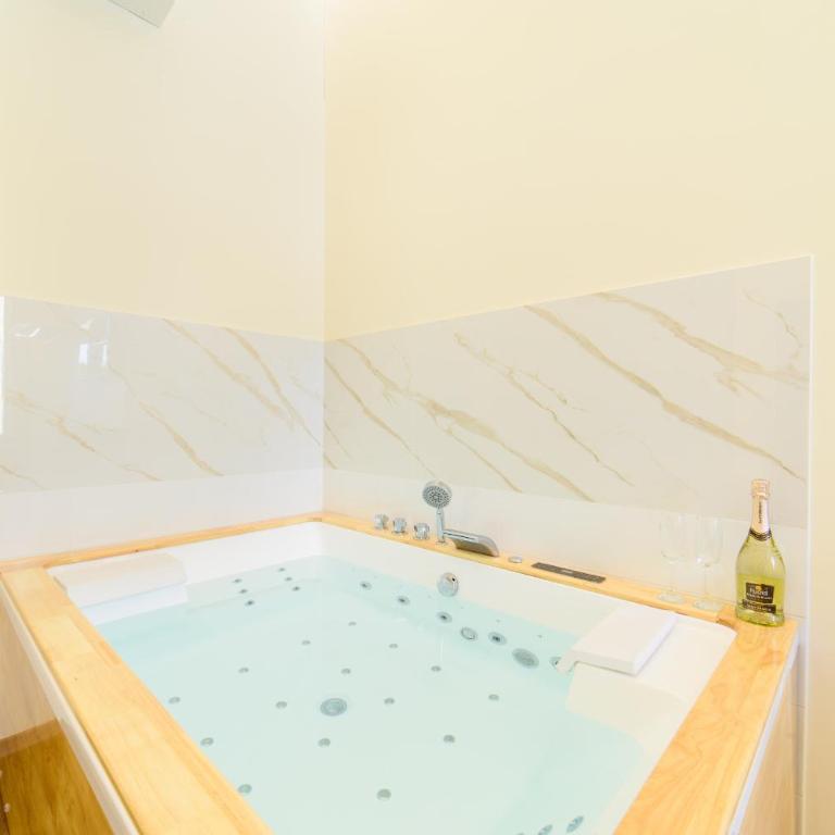 Fiorentino Luxury Home Sorrento Center - One-Bedroom Apartment - 6