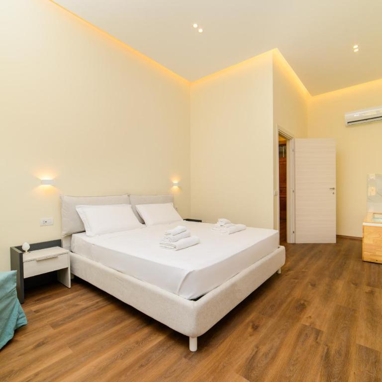 Fiorentino Luxury Home Sorrento Center - One-Bedroom Apartment - 16