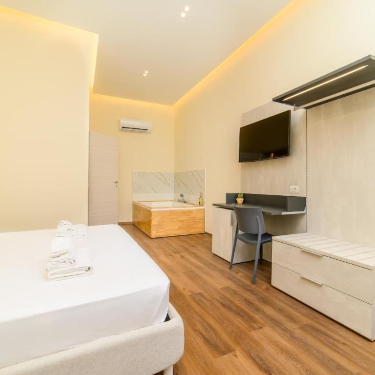 Fiorentino Luxury Home Sorrento Center - One-Bedroom Apartment - 1