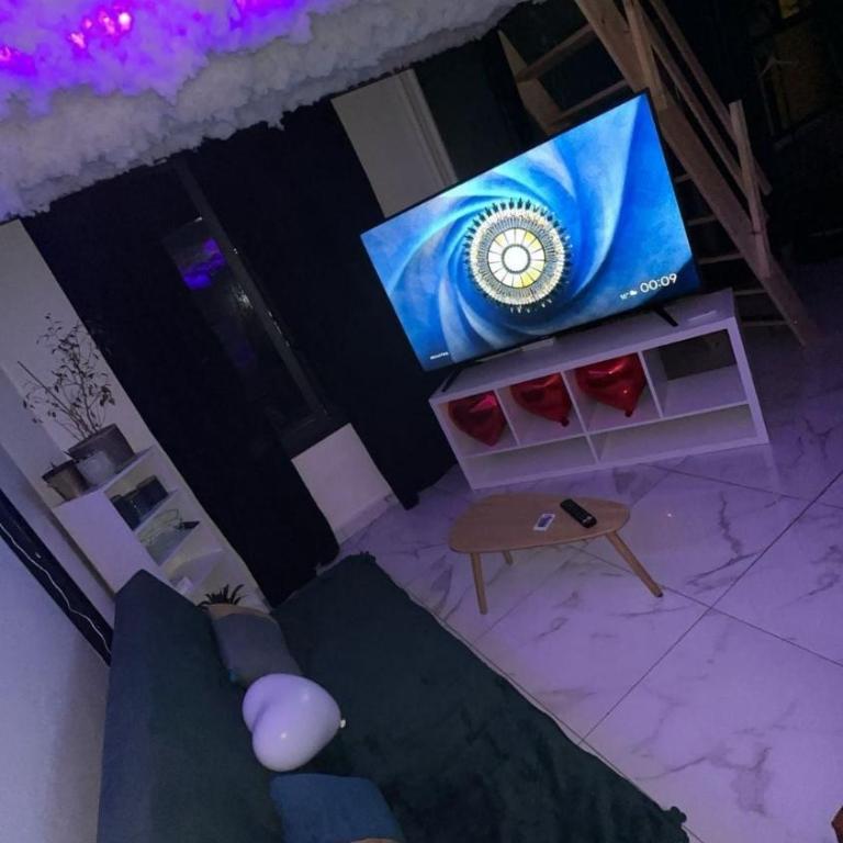 Appartement jacuzzi - Love Room - Apartment mit 1 Schlafzimmer - 8