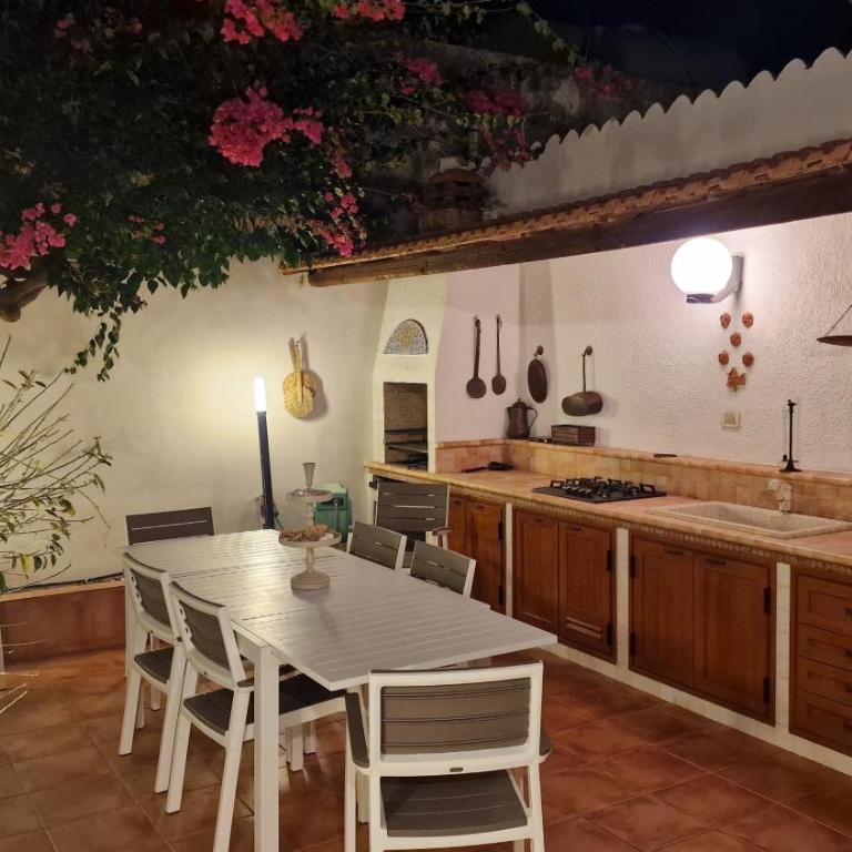Casa Corte Fiorita - Casa Vacanze con 3 Camere da Letto - 35