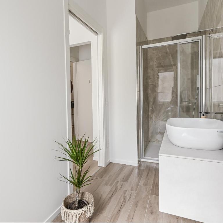 Marty Suites - Luxury Rooms - Camera Matrimoniale con Bagno Privato - 8