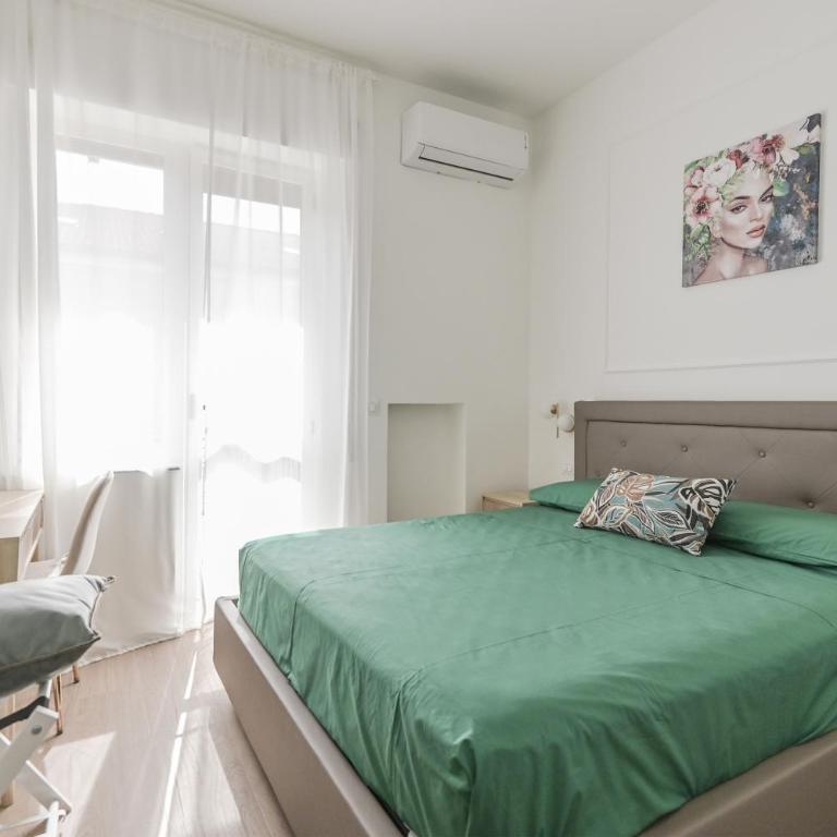 Marty Suites - Luxury Rooms - Camera Matrimoniale con Bagno Privato - 9