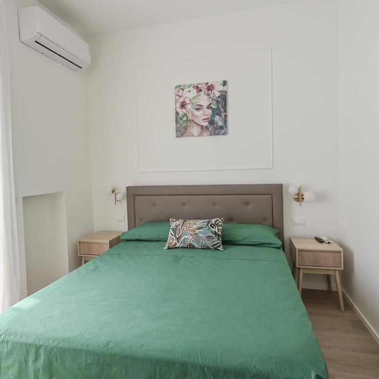 Marty Suites - Luxury Rooms - Camera Matrimoniale con Bagno Privato - 12