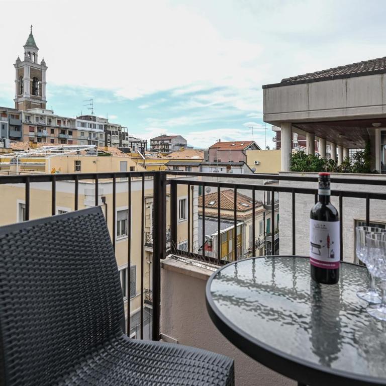Marty Suites - Luxury Rooms - Camera Matrimoniale con Bagno Privato - 4