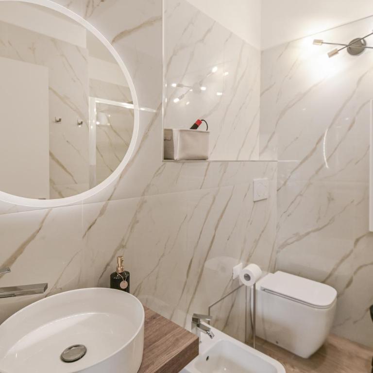 Marty Suites - Luxury Rooms - Camera Matrimoniale con Bagno Privato - 8