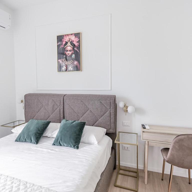 Marty Suites - Luxury Rooms - Camera Matrimoniale con Bagno Privato - 9