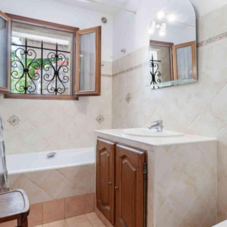 La Pascaline Registered Accomodation 4 star, Gites in France , Recommended By l - Casa Vacanze - 8