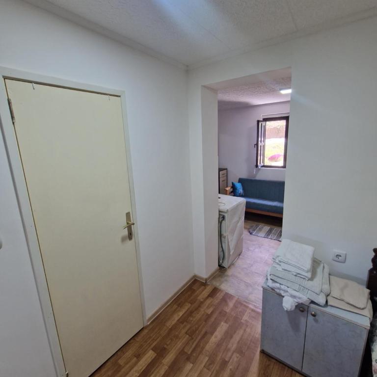 Apartment Avala Belgrade near the highway - Apartman sa 2 Spavaće Sobe - 6