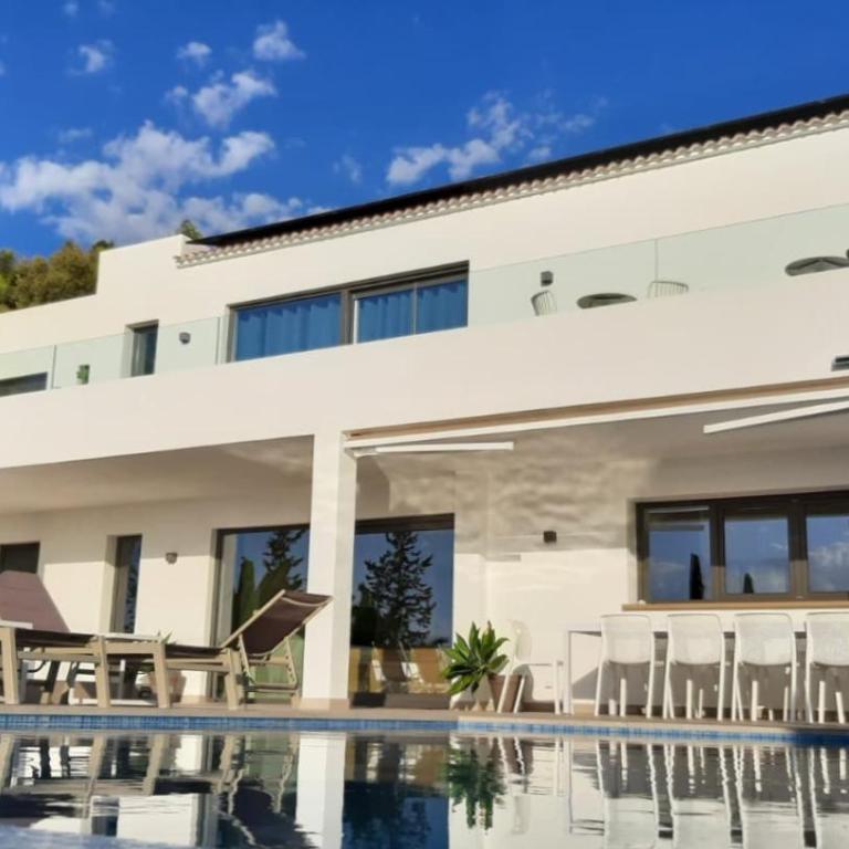 Happyplace Malaga - Villa with Panoramic Sea View Heated Infinity Saltwater Pool - Villa con vistas al mar - 94