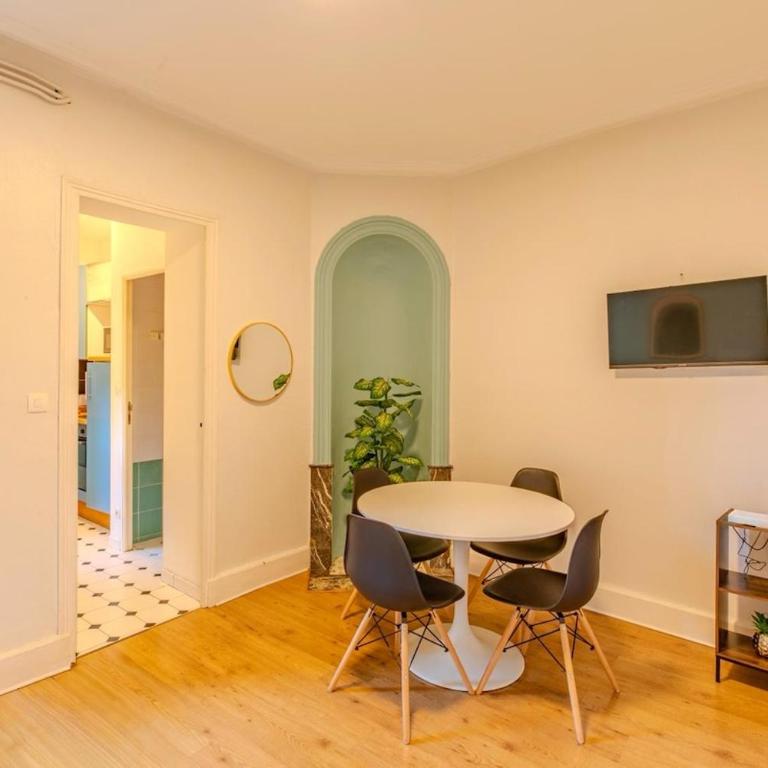 Nancy centre - 10 minutes à pied de la gare - Apartment mit 2 Schlafzimmern und Balkon - 1