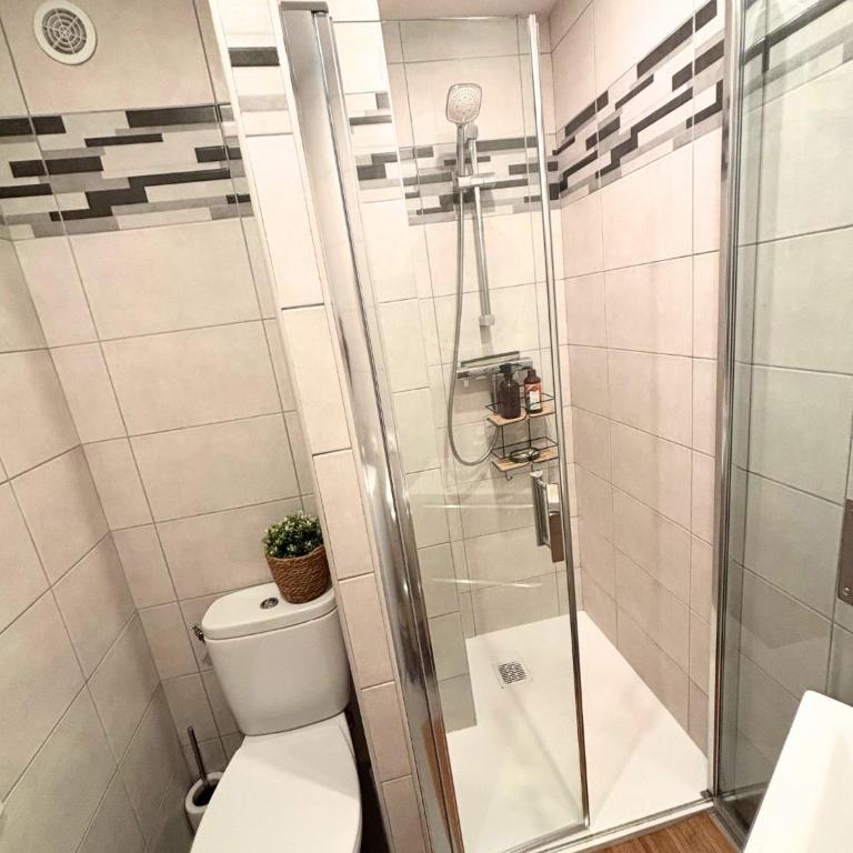 Studio cosy avec piscine Mandelieu La Napoule - Apartamento de 1 dormitorio - 12