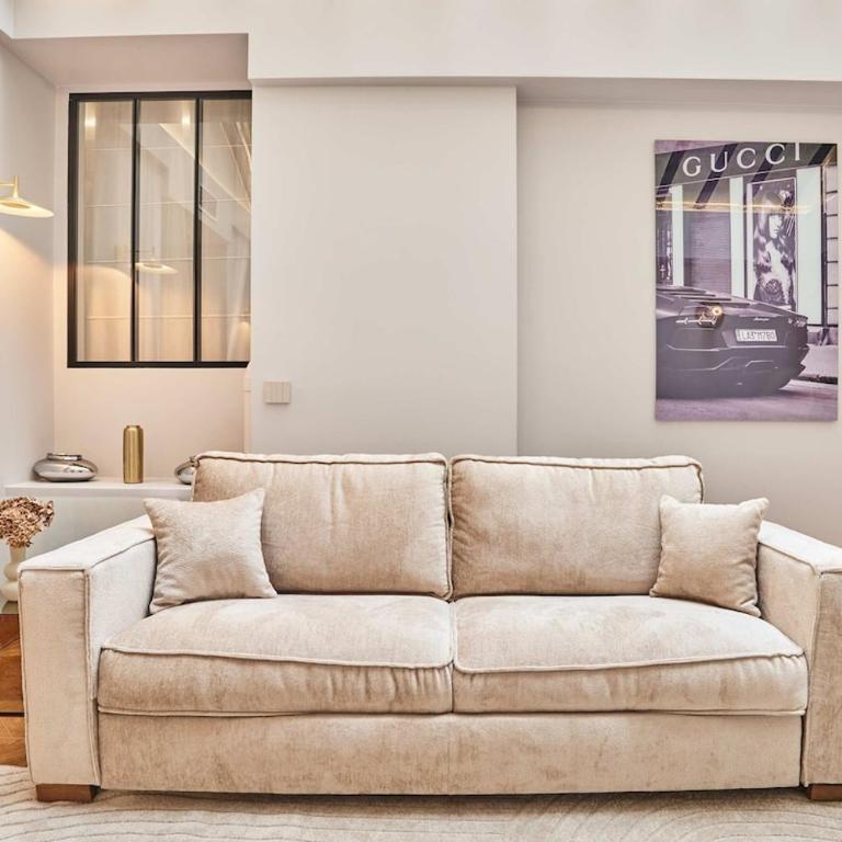 Superb air-conditioned flat on the Champs Elysées - Two-Bedroom Apartment - 40