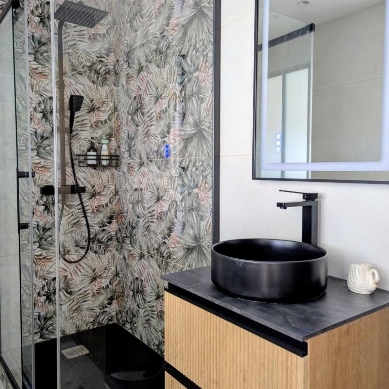 NANCY Appart ZEN - 5 minutes du centre-ville, parking gratuit - Appartamento con 1 Camera da Letto - 8