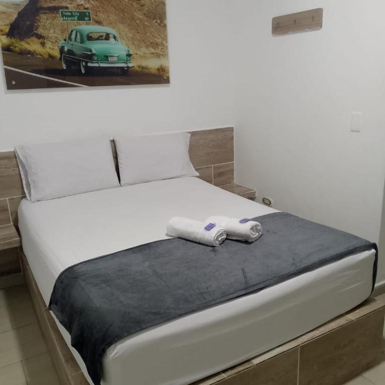 Hotel Brisas MEDELLIN - Habitación Deluxe - 1 cama grande - 4
