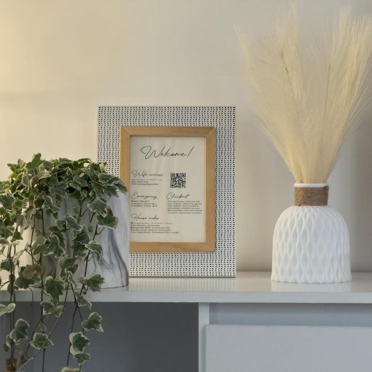Central Studio - Bright & Modern - Private Terrace - AirCon - Near Train & Beach - Appartement 1 Chambre - 29