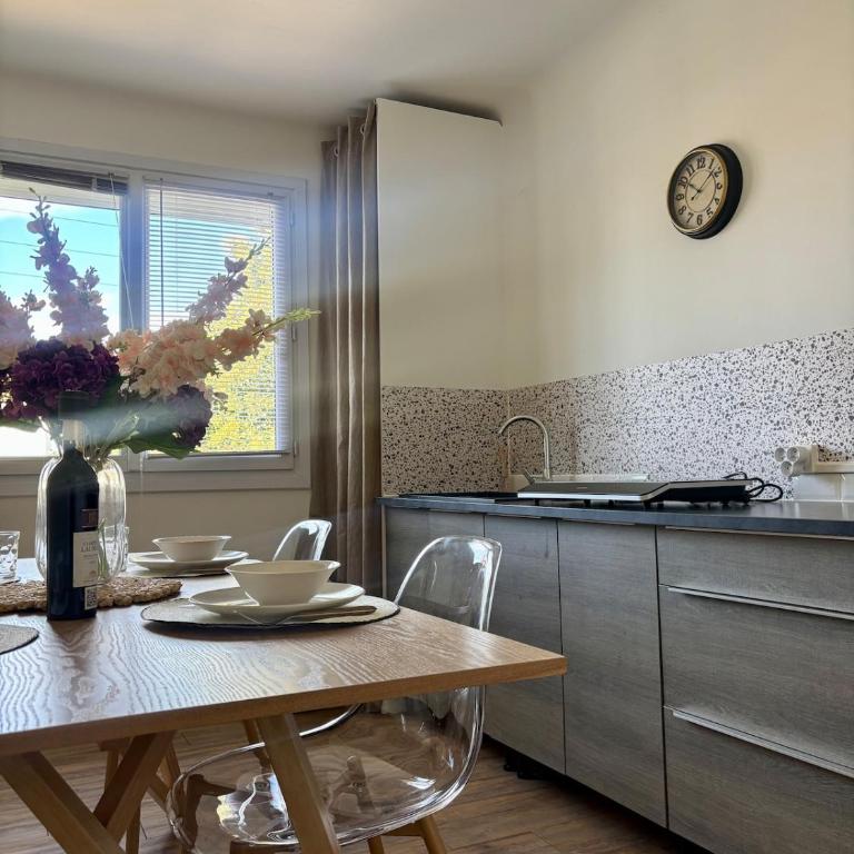 Suite climatisée -Proche Arena & Grands buffets - Appartamento Deluxe con 2 Camere da Letto - 27