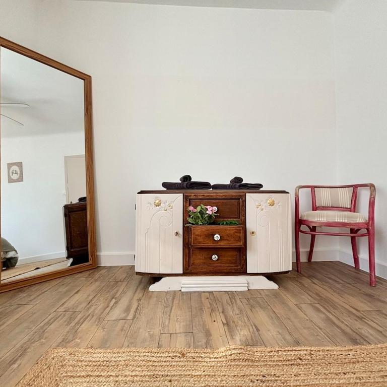 Suite climatisée -Proche Arena & Grands buffets - Appartamento Deluxe con 2 Camere da Letto - 28