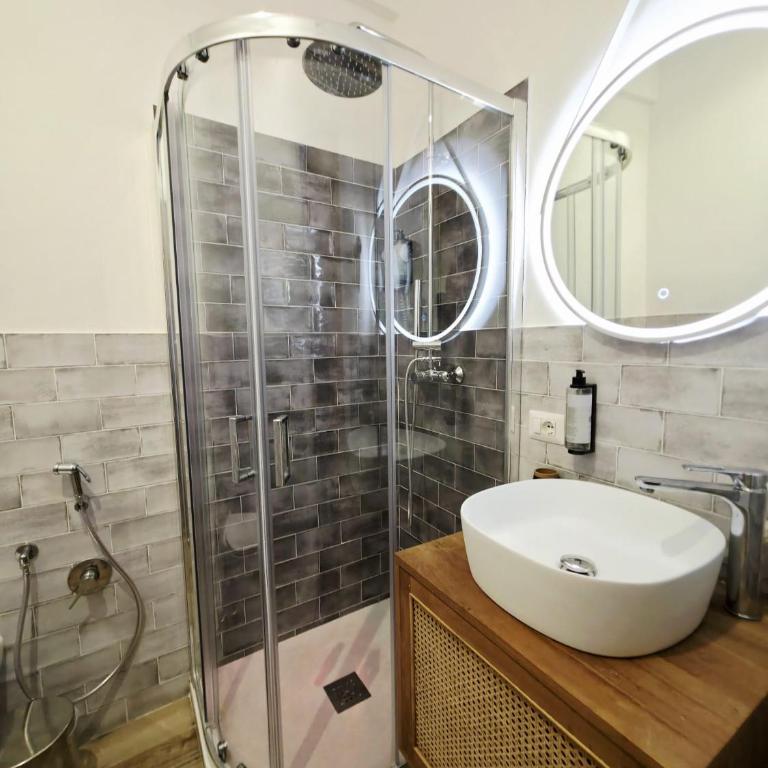 Romi Suite - Doppelzimmer mit Balkon - 4