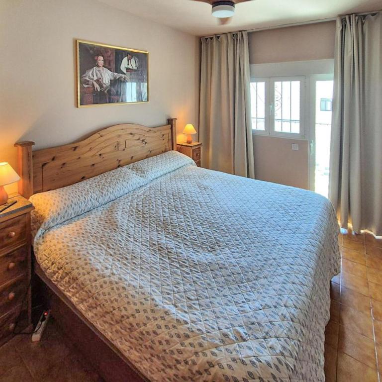 Stunning Home In Nerja With Outdoor Swimming Pool - Casa Vacacional de 3 dormitorios - 11