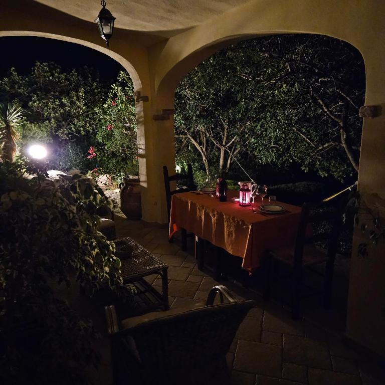 Villetta in zona panoramica, immersa nel verde della macchia mediterranea - Two-Bedroom Apartment - 48
