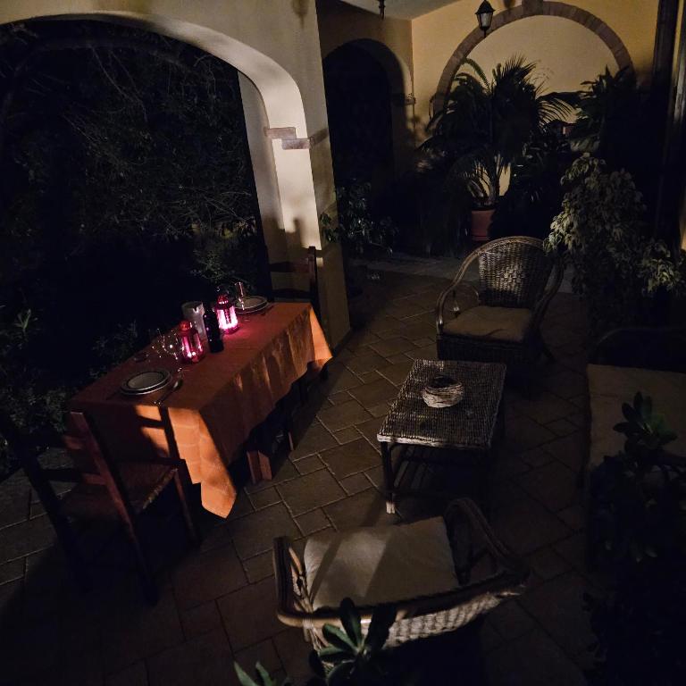 Villetta in zona panoramica, immersa nel verde della macchia mediterranea - Two-Bedroom Apartment - 49
