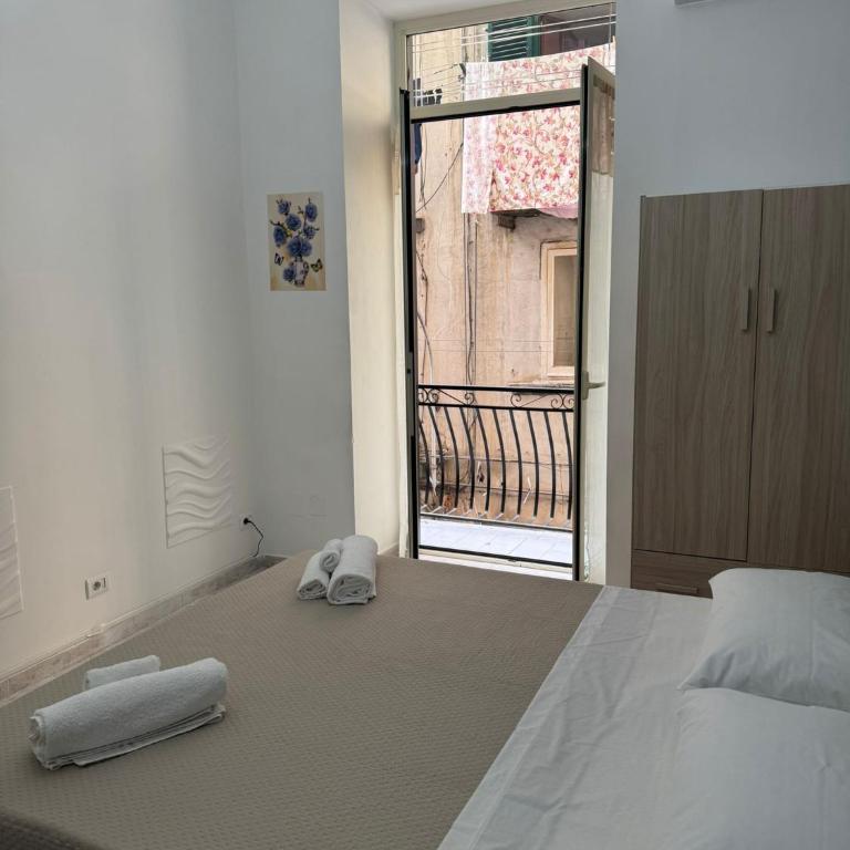House Ginevra - Appartamento con 2 Camere da Letto - 8