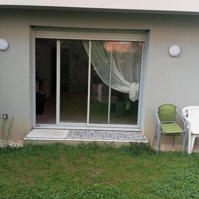 Studios dans une résidence sécurisée et calme avec place de parking - Appartement 1 Chambre - 10