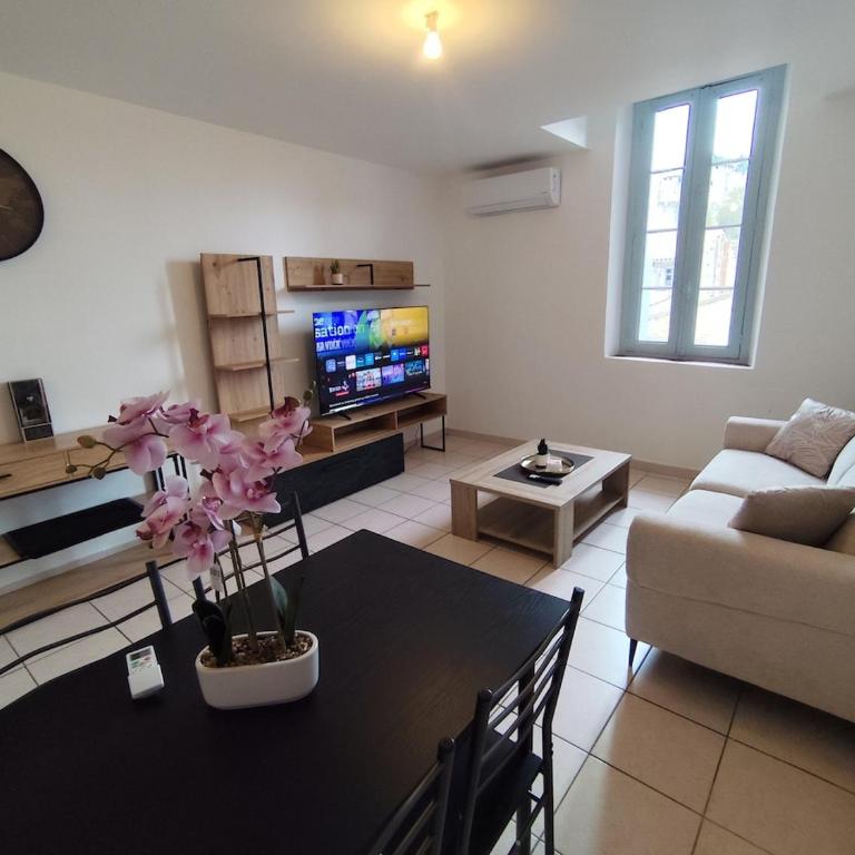 Vue sur les remparts de la cité médiévale -Clim-4pers - Apartment mit 1 Schlafzimmer - 2