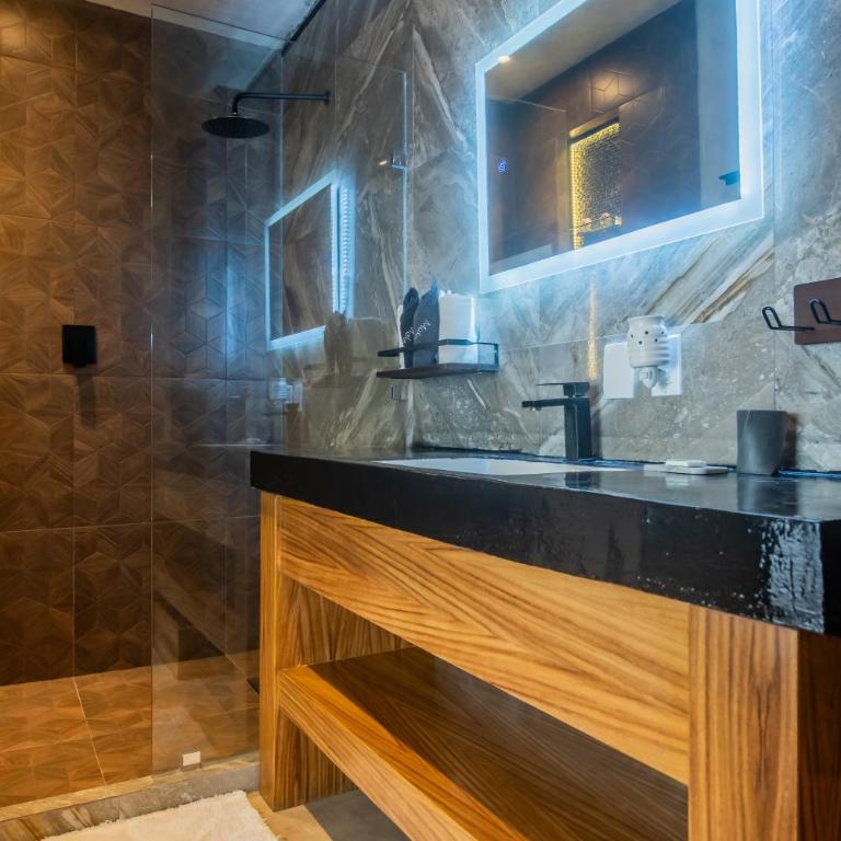 Casa Bene Villas - Budget Double Room - 11