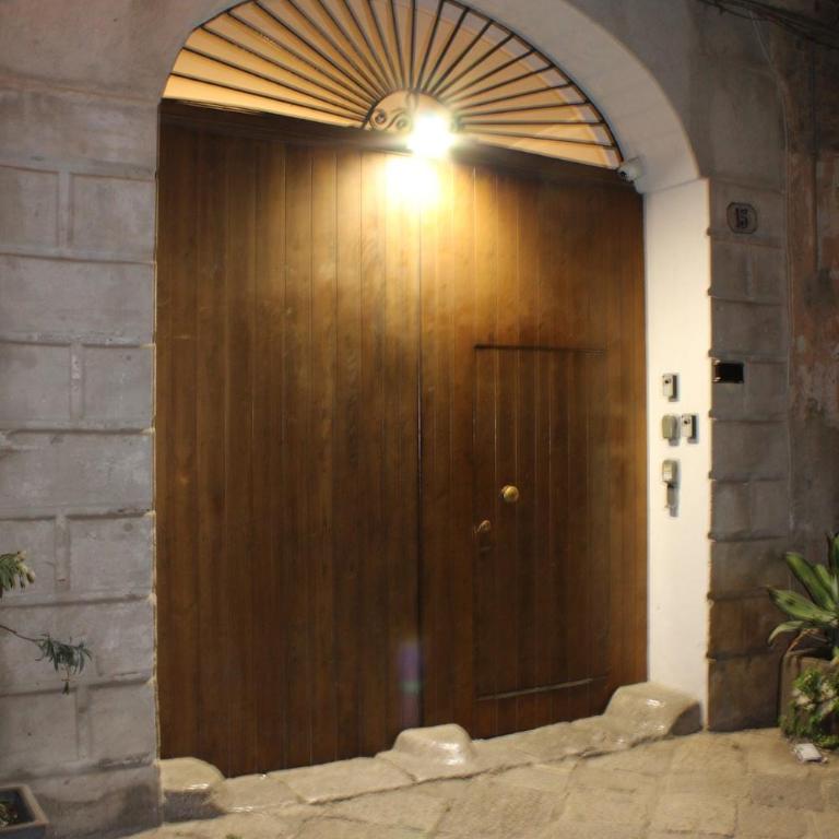 Giacalone15 - EXCLUSIVE APARTMENT IN THE HISTORIC CENTER NEAR THE TEATRO MASSIMO - Appartamento con 1 Camera da Letto e Balcone - 6