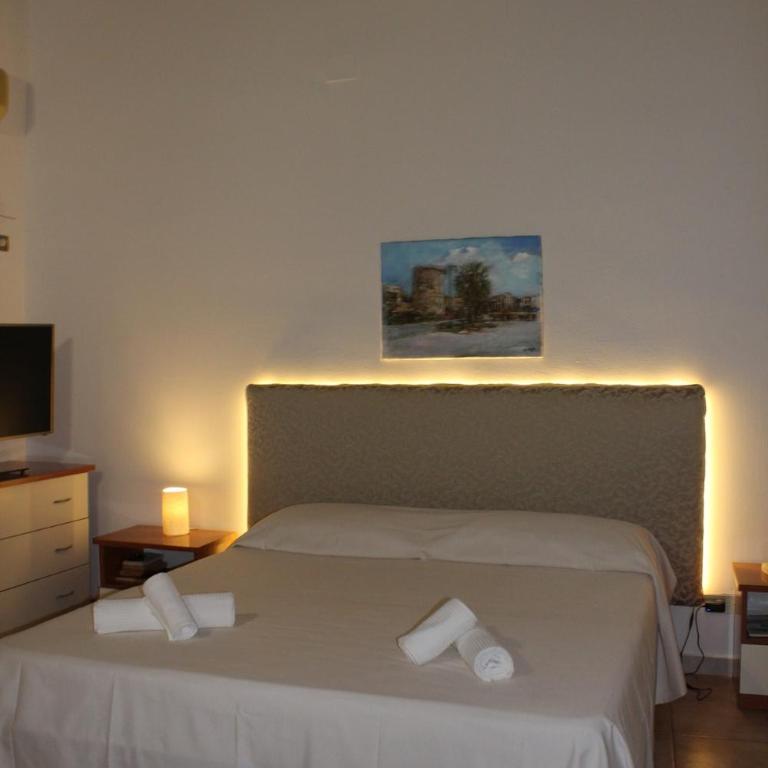 Giacalone15 - EXCLUSIVE APARTMENT IN THE HISTORIC CENTER NEAR THE TEATRO MASSIMO - Appartamento con 1 Camera da Letto e Balcone - 1